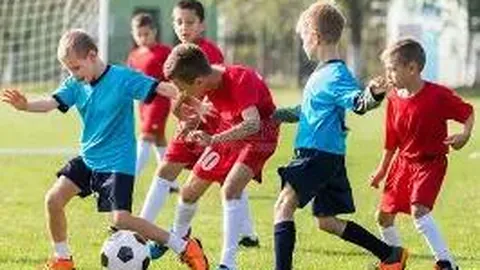 马国明辟谣8月婚讯：否认与汤洛雯即将结婚